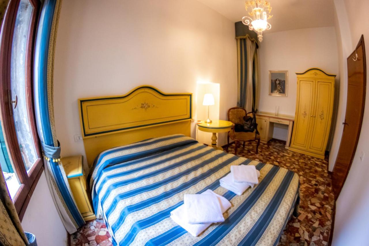 Zaffiro Apartment Venetië Buitenkant foto